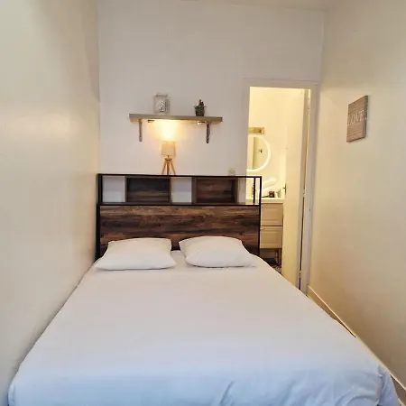 Fregate Yourhosthelper * Cherbourg-en-Cotentin